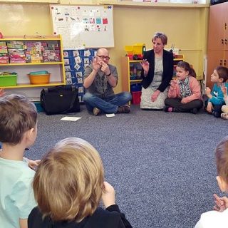 migowy w przedszkolu 320x320 - Język migowy w przedszkolu