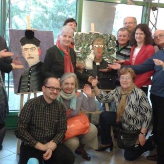 artystyczny recykling1 320x320 - Artystyczny recykling