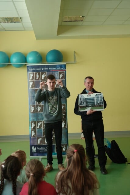 Warsztaty jezyka migowego w SP 83 1 - Warsztaty języka migowego w SP 83